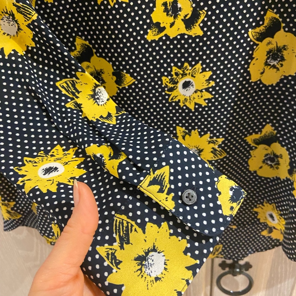 BR navy dot & yellow floral blouse - M
